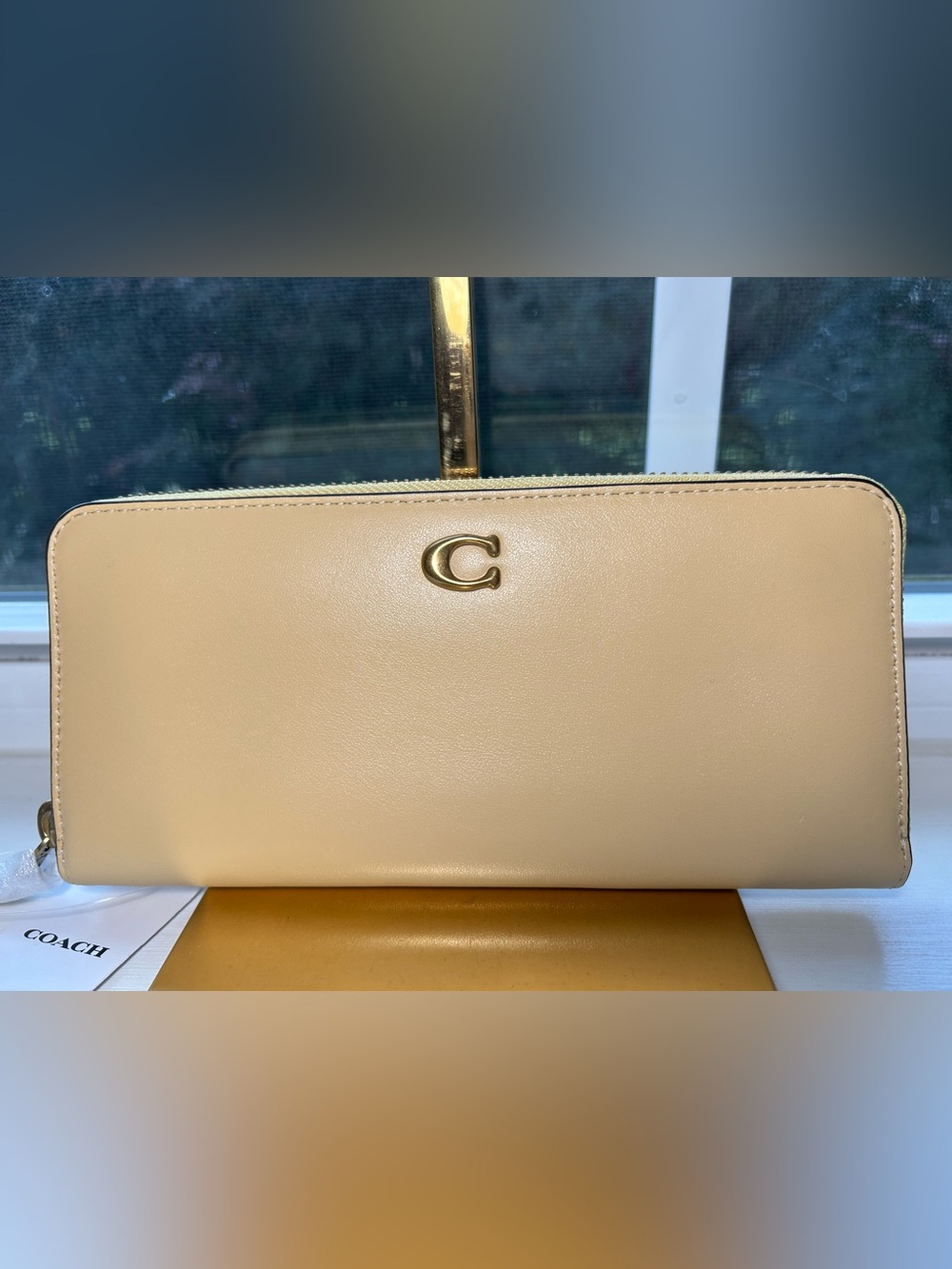NWT🌷Coach New York Trifold Wallet in Vanilla
